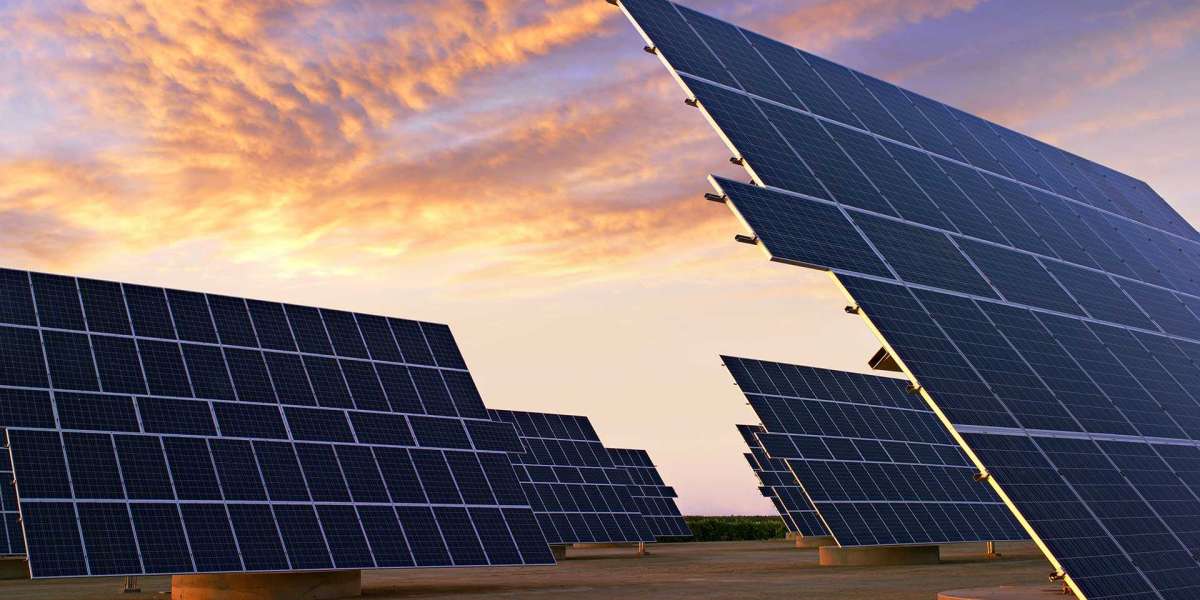 Unveiling the Potential of Hybrid Solar Systems in Pakistan